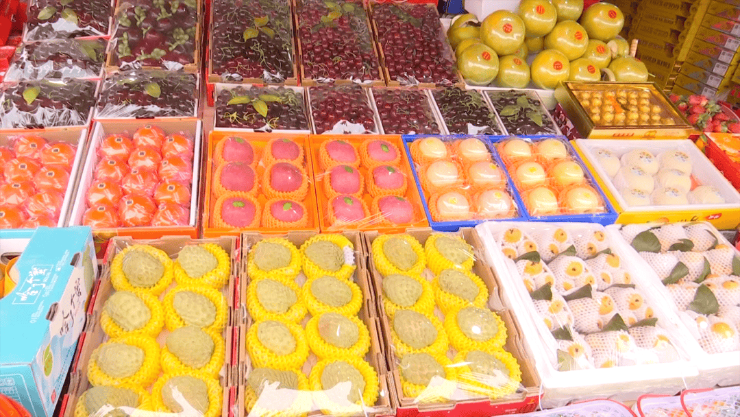 昆明一市场日交易量近2000吨！春节临近，这些水果最受欢迎……