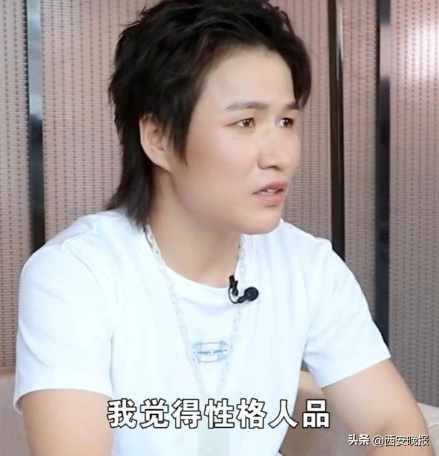 “格斗女王”张伟丽吐槽难找对象！网友沸腾了，本人回应：太吓人！