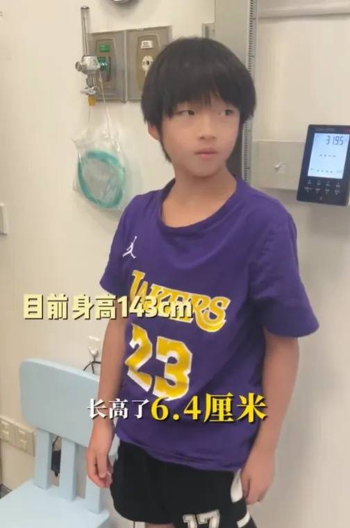 邹市明冉莹颖儿子打生长激素半年长高6.4厘米，此前曾称想长到180厘米