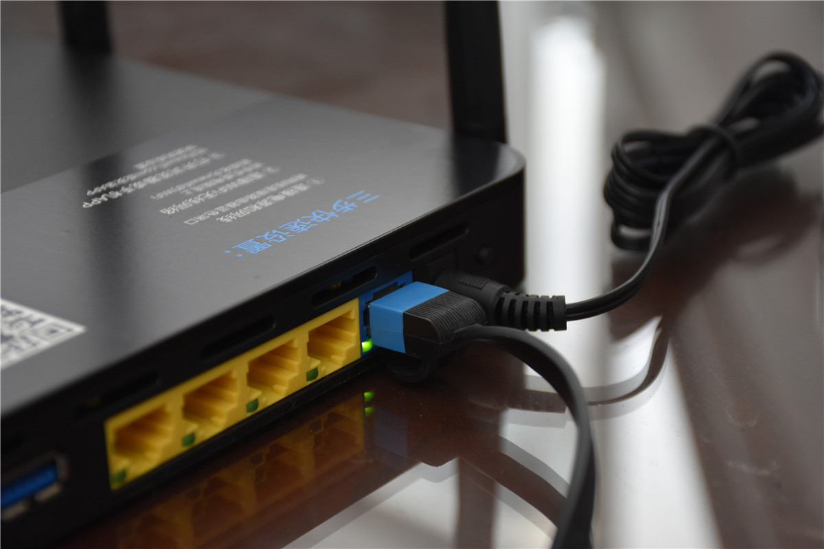 新路由3eth0(新路由器怎样设置wifi密码)